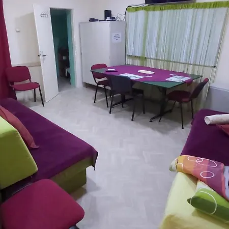 Cozy In The Center Of Novi Sad! *