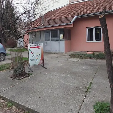 Apartmán Cozy In The Center Of Novi Sad! *